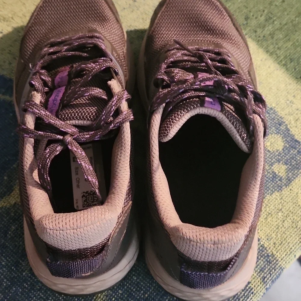 New Balance Women's Gray and Purple Running Shoes
